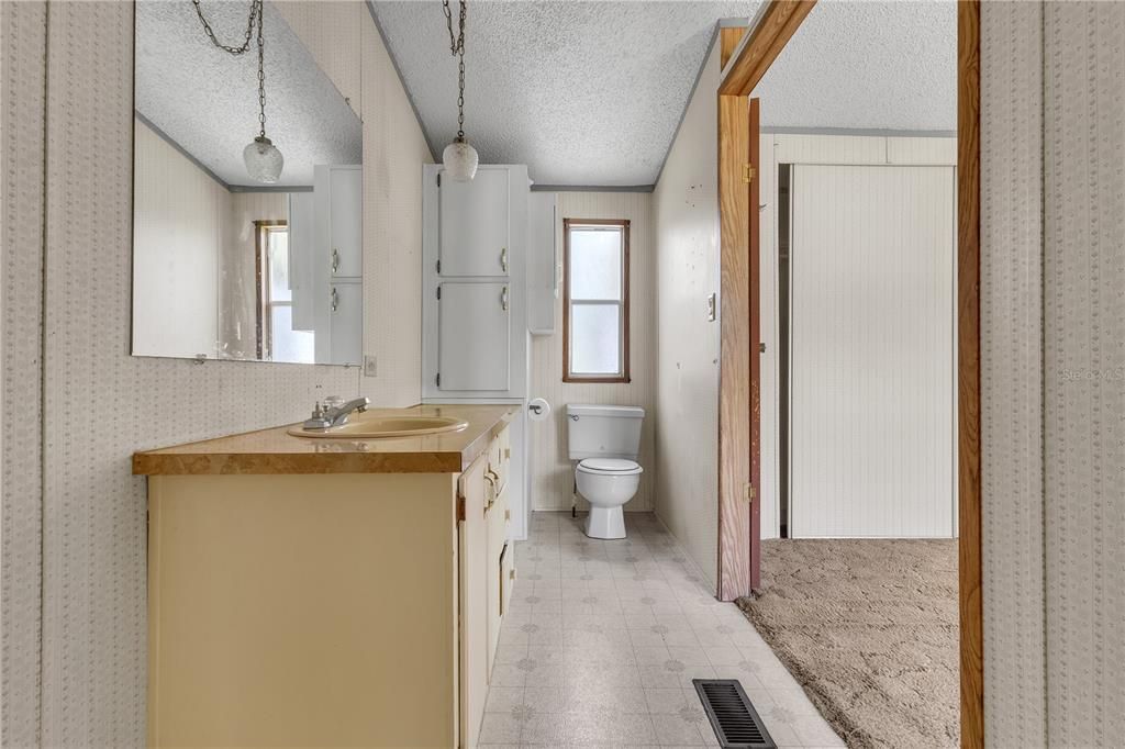Bathroom, Dual Sink Vanities, Interior, Pendant Lights