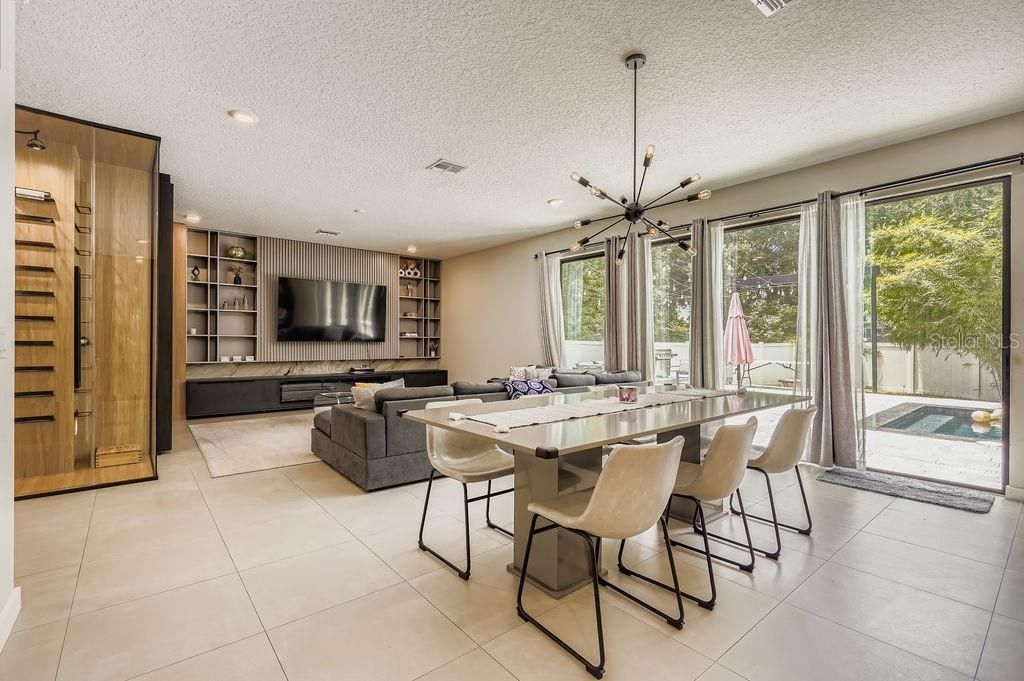 Dining room, Interior, Living room, Pendant Lights, Recessed Lighting