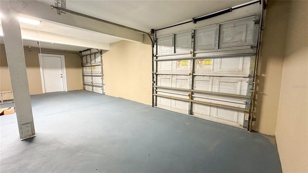 Garage, Interior