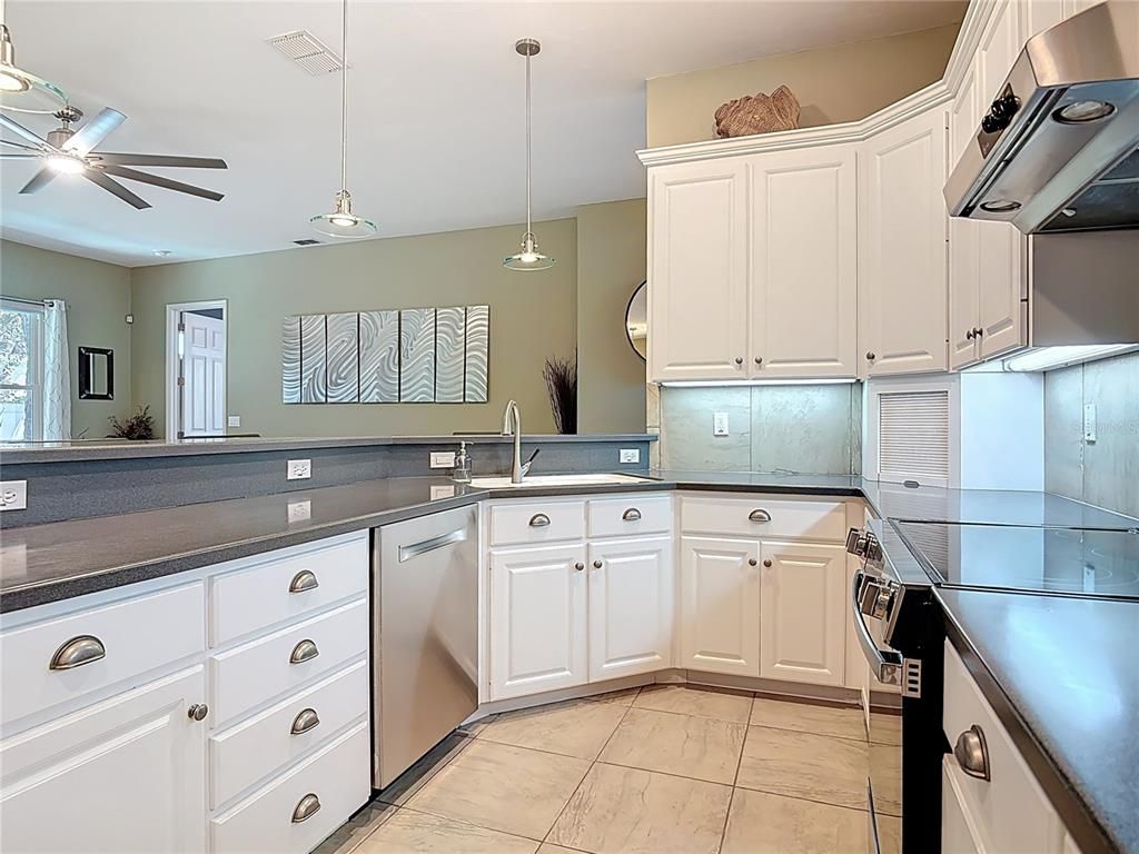 Interior, Kitchen, Pendant Lights, Recessed Lighting