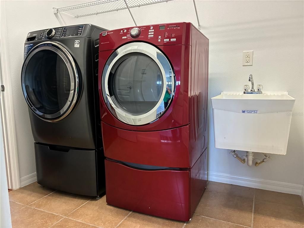 Interior, Washer
