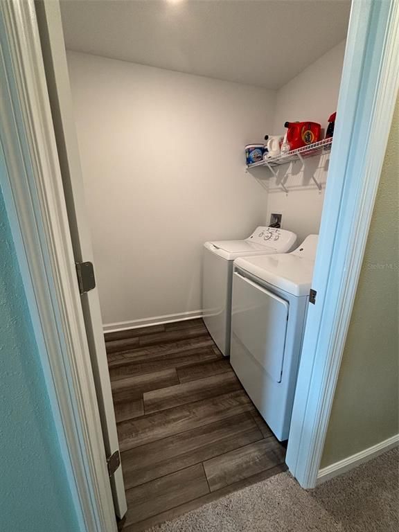 Interior, Washer, Wood Texture Flooring