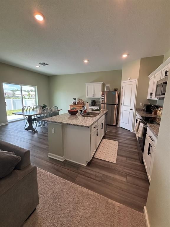 Dining room, Interior, Kitchen, Recessed Lighting, Wood Texture Flooring