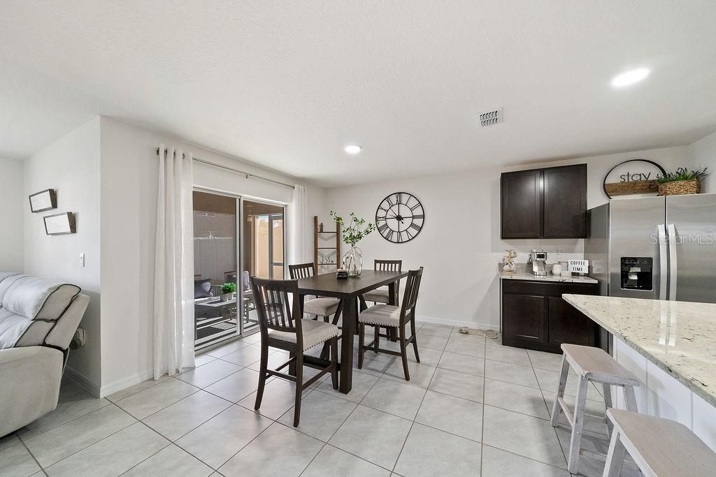 Dining room, Interior, Kitchen, Recessed Lighting, Stainless Steel Appliances