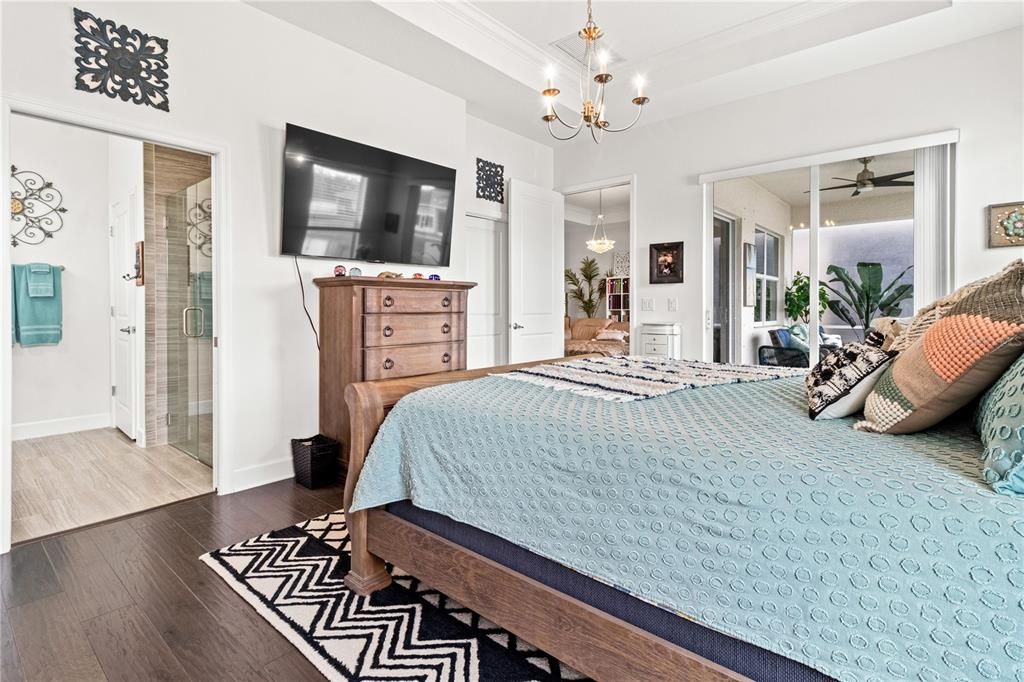 Bedroom, Chandelier, Interior, Pendant Lights, Wood Texture Flooring
