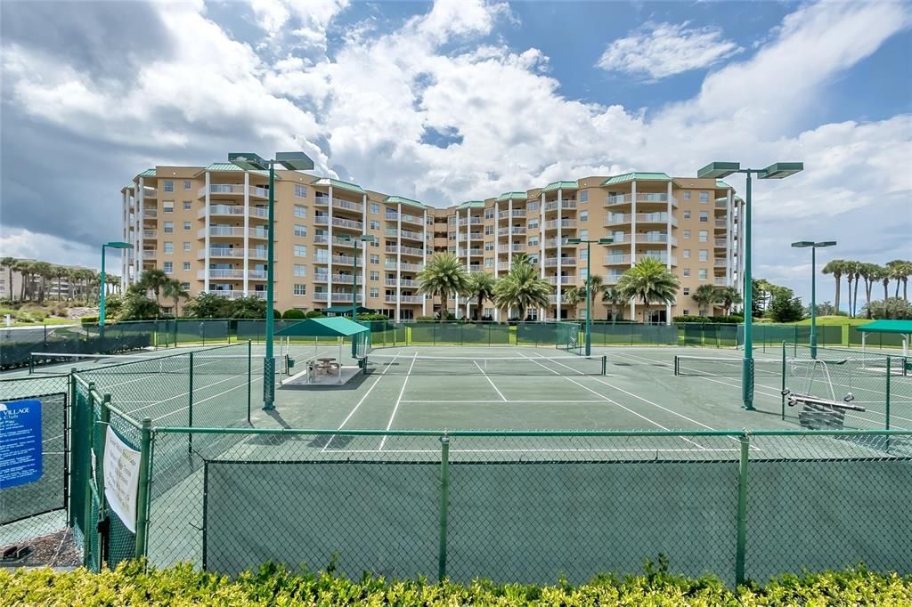 Exterior, Tennis Courts