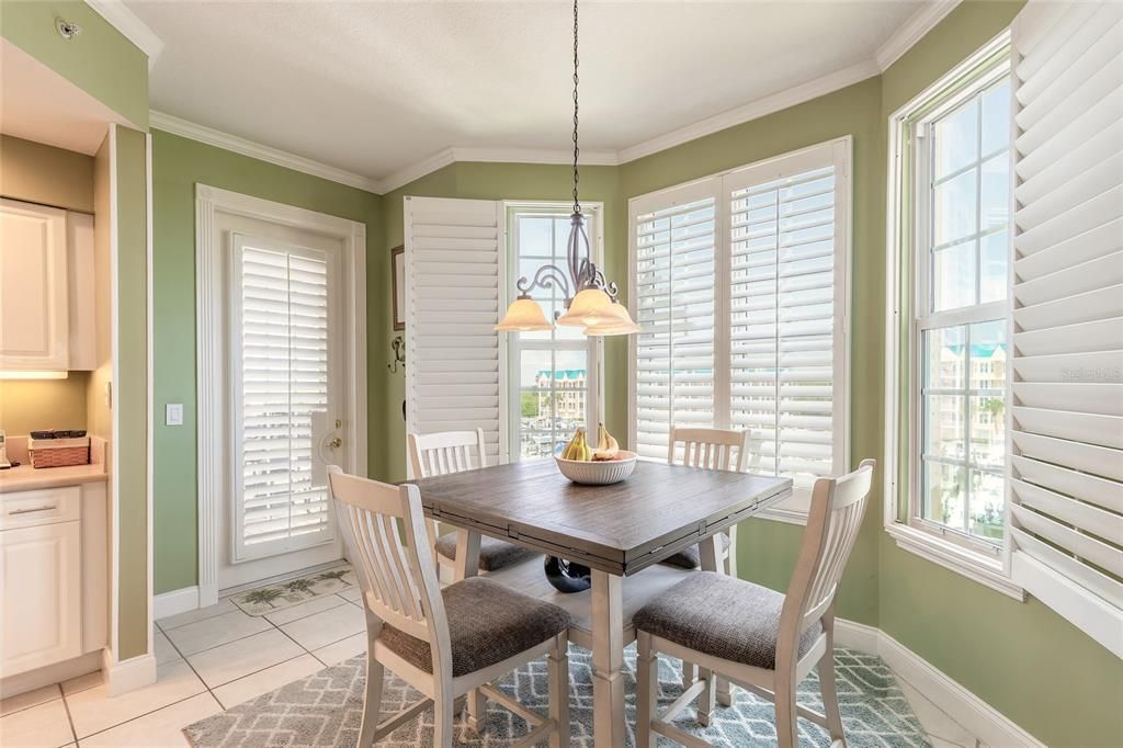 Dining room, Interior, Pendant Lights