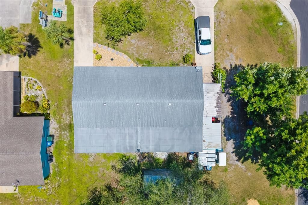 Exterior, Drone