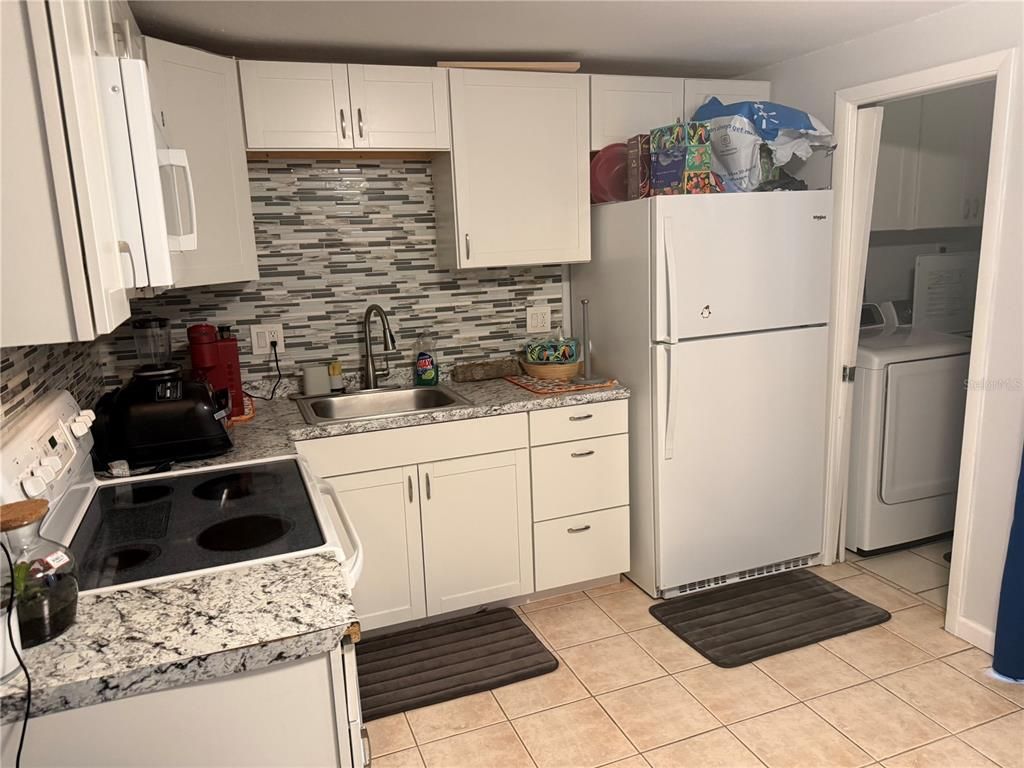 Interior, Kitchen, Washer
