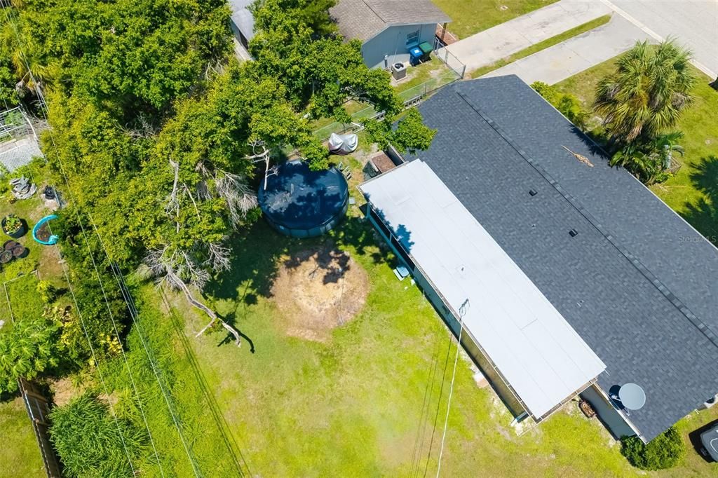Exterior, Drone