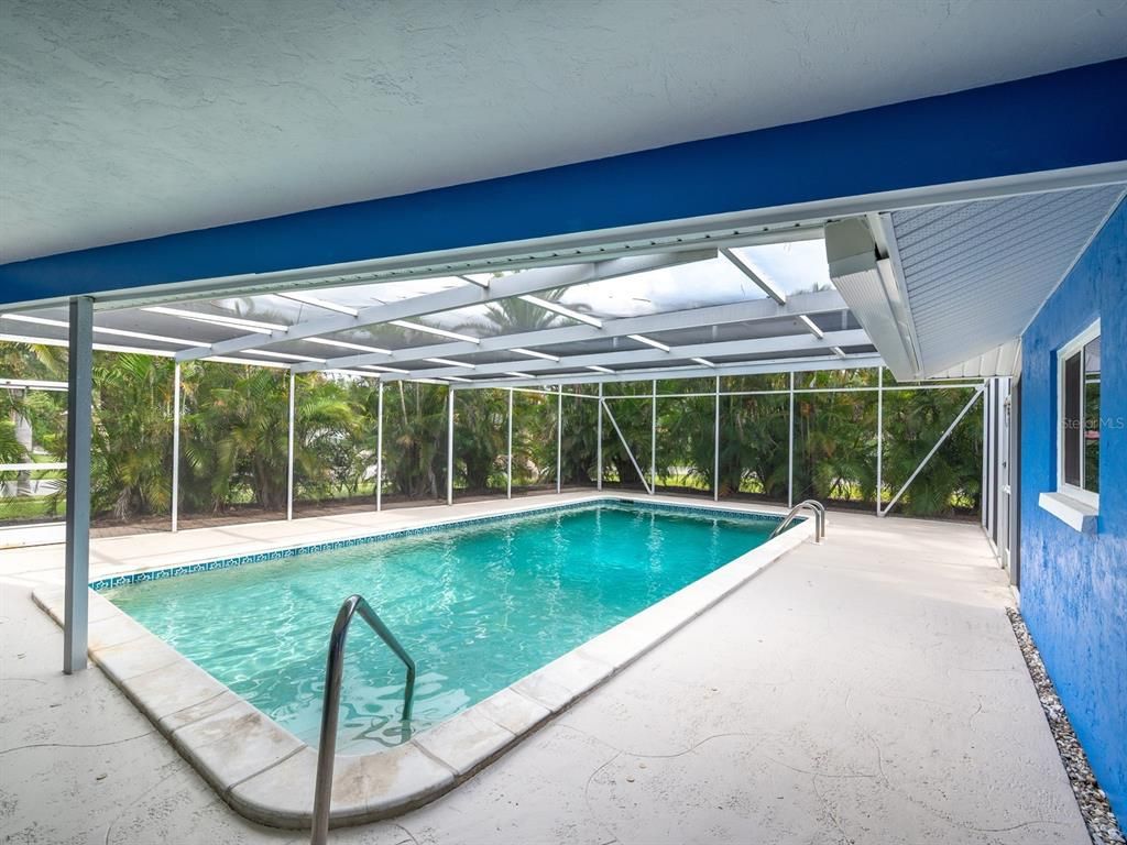 Glass Ceilings, Interior, Pool, Sun Room