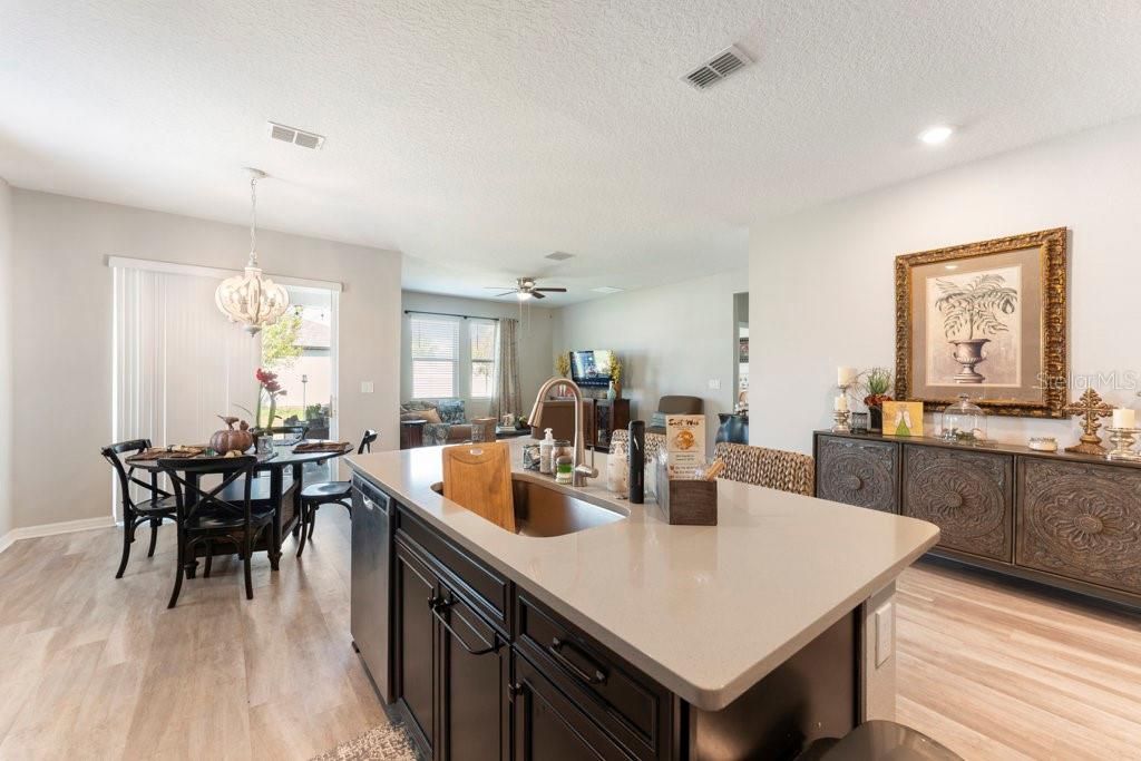 Dining room, Interior, Kitchen, Pendant Lights, Recessed Lighting, Wood Texture Flooring