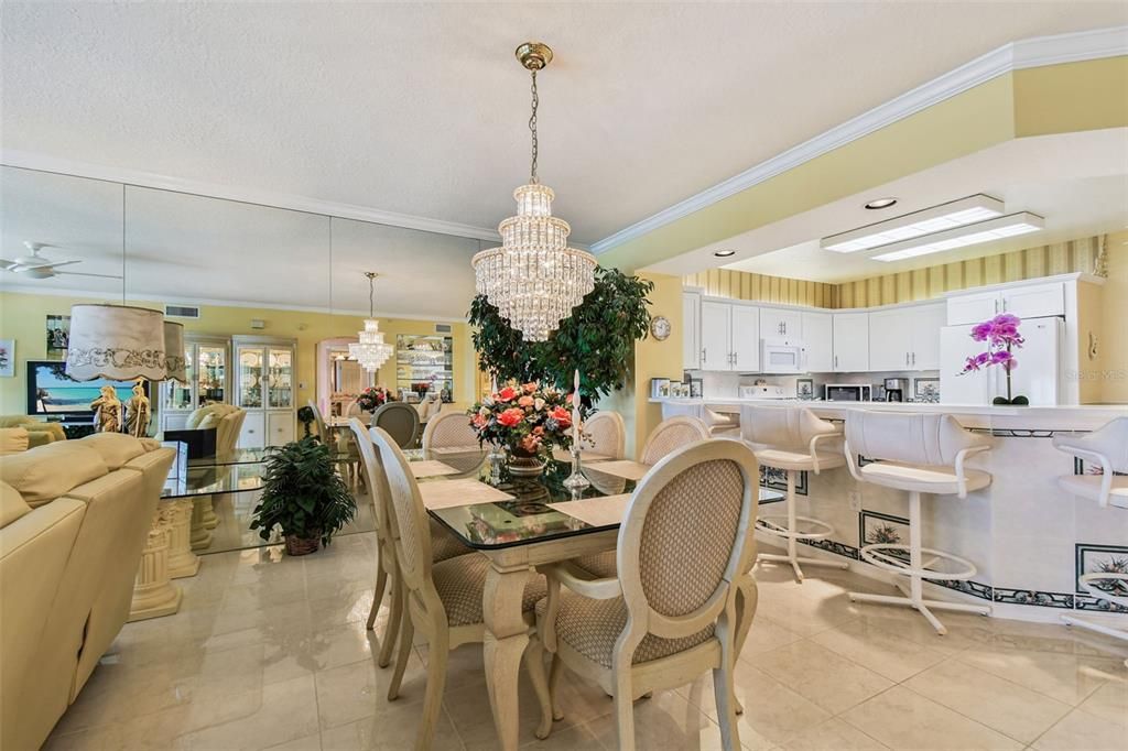 Chandelier, Dining room, Interior, Kitchen, Living room, Recessed Lighting