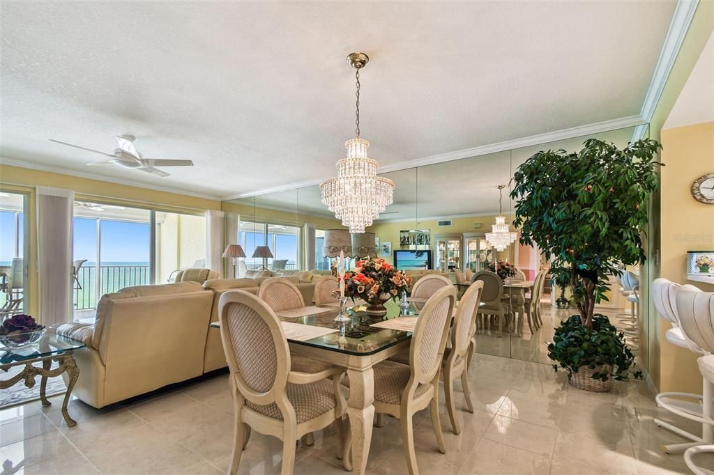 Chandelier, Dining room, Interior, Living room, Water