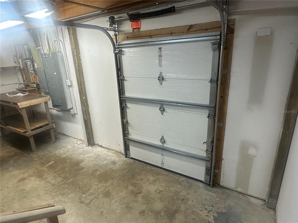 Garage, Interior
