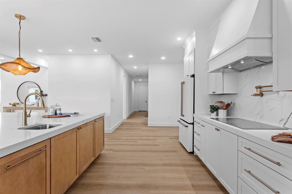 Interior, Kitchen, Pendant Lights, Recessed Lighting, Wood Texture Flooring