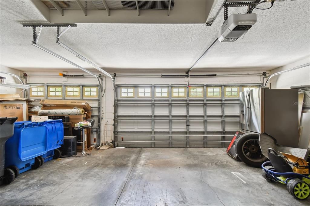 Garage, Interior