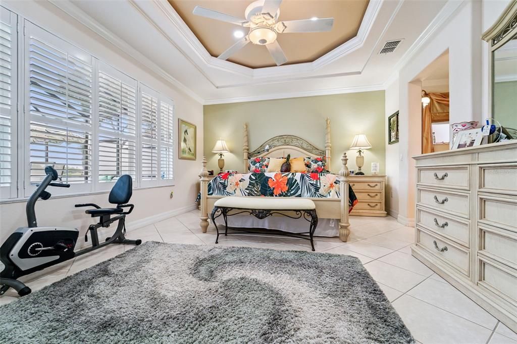 Fitness Equipment, Interior, Recessed Lighting