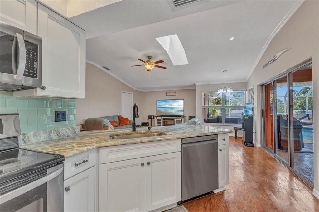 Chandelier, Interior, Kitchen, Recessed Lighting, Wood Texture Flooring