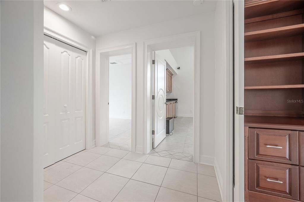 Interior, Recessed Lighting