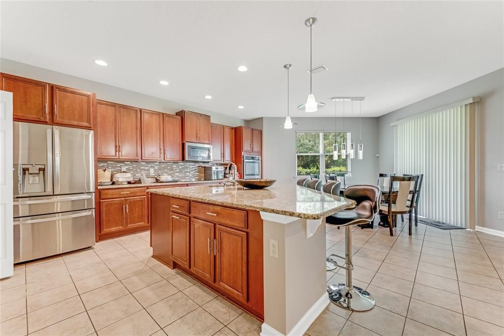 Dining room, Interior, Kitchen, Pendant Lights, Recessed Lighting, Stainless Steel Appliances