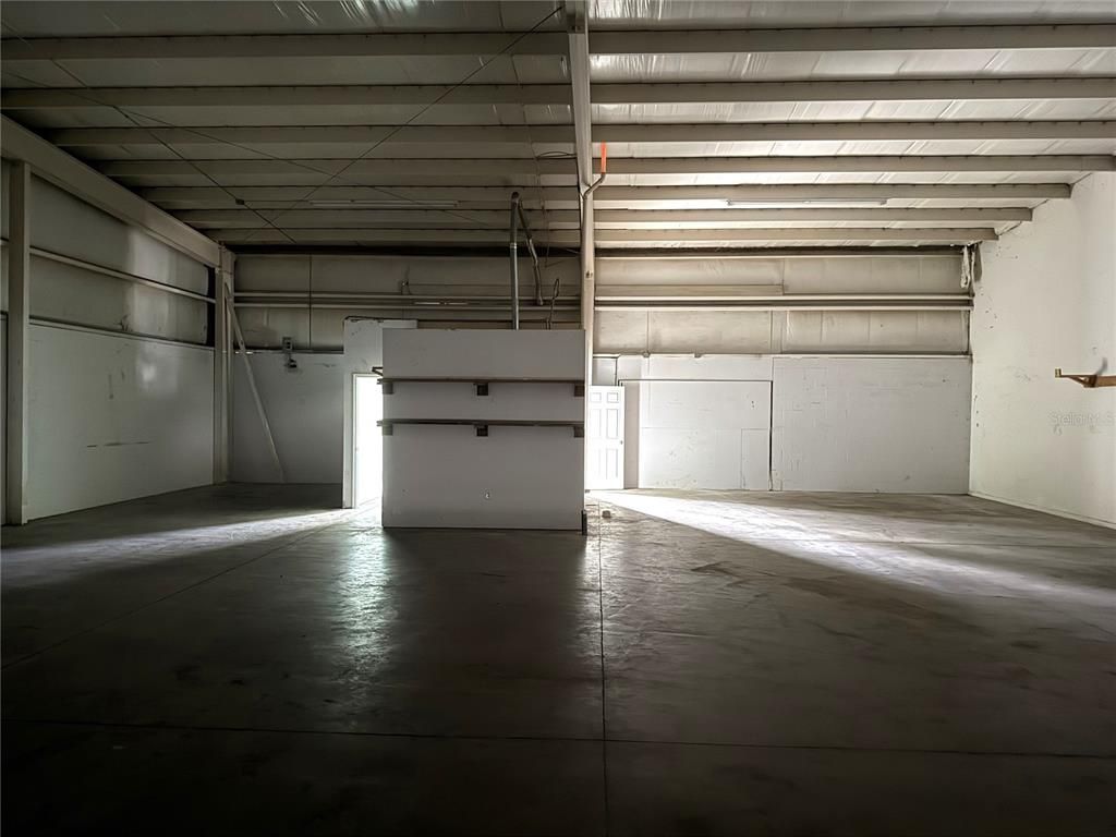 Garage, Interior