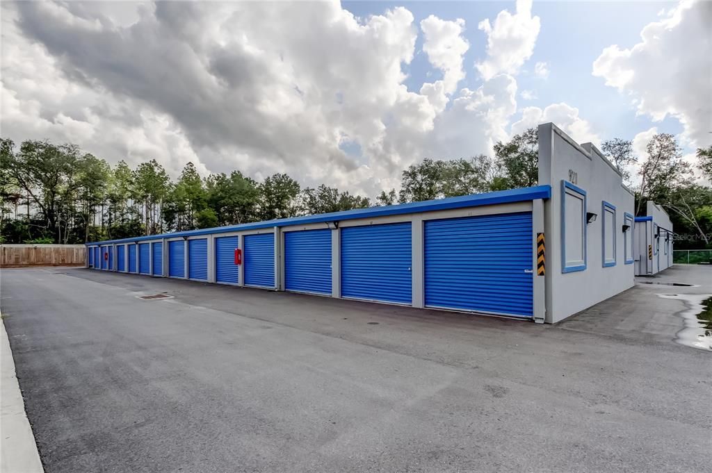 Detached Garage, Exterior