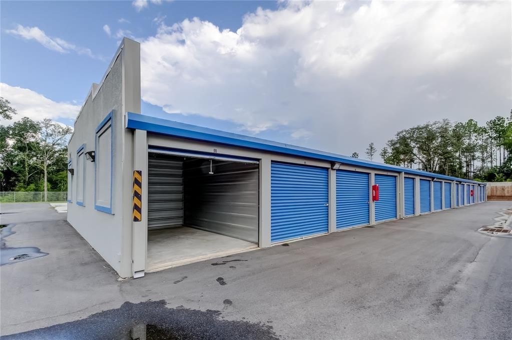 Detached Garage, Exterior
