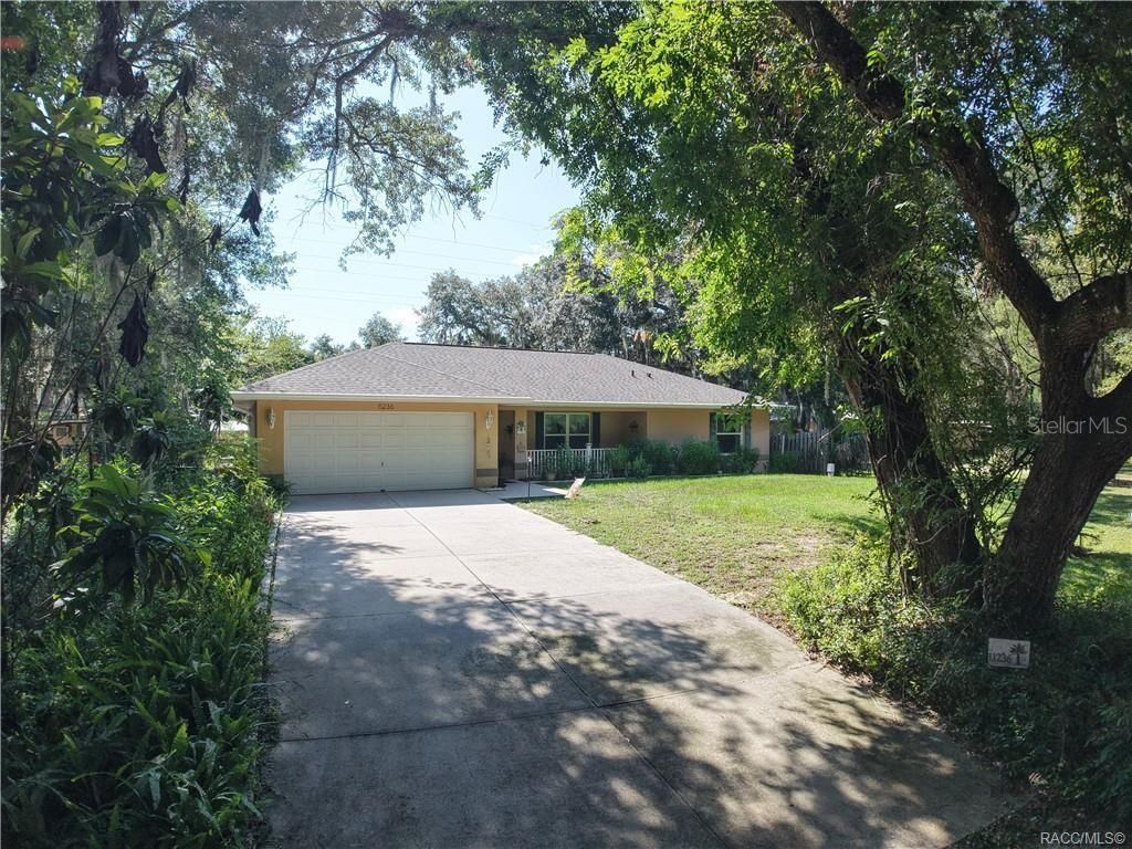Attached, Backyard, Exterior, Facade, Ranch