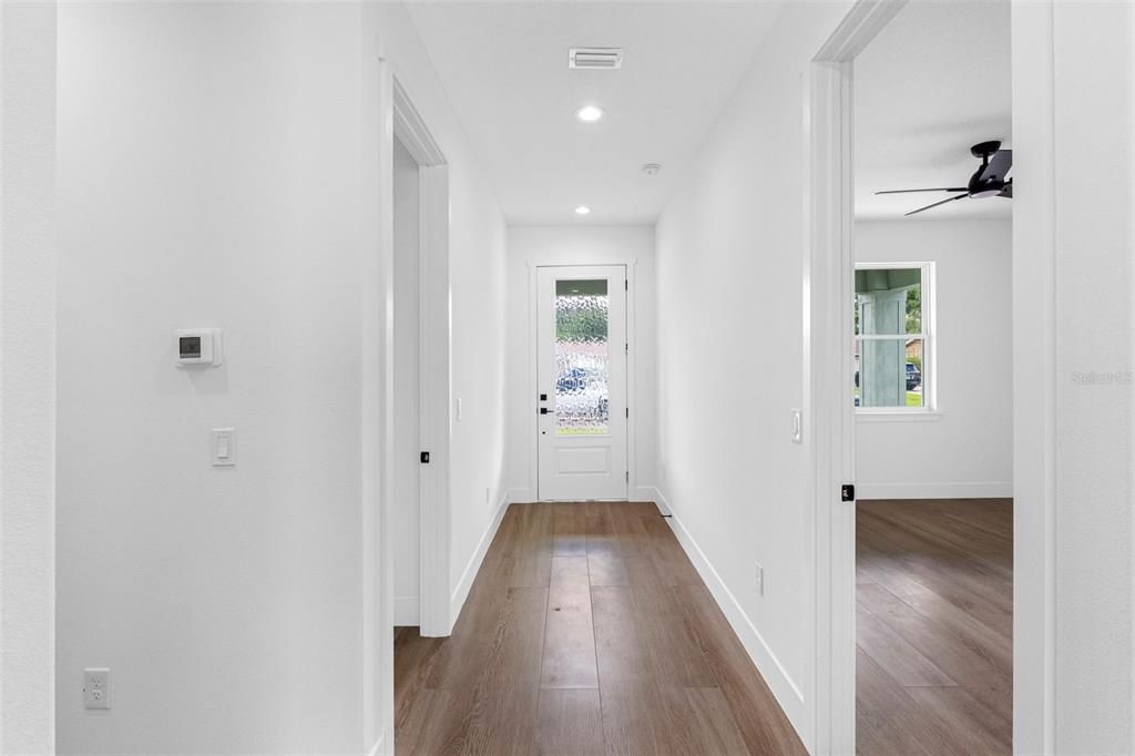 Interior, Recessed Lighting, Wood Texture Flooring
