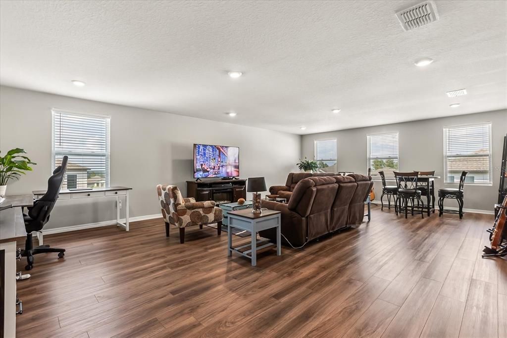 Dining room, Interior, Living room, Recessed Lighting, Wood Texture Flooring