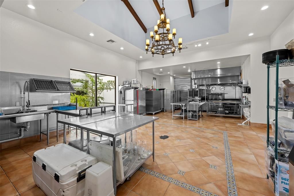 Chandelier, Interior, Kitchen, Recessed Lighting, Stainless Steel Appliances, Wooden Beams