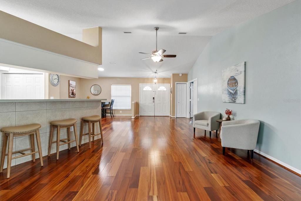 Interior, Recessed Lighting, Wood Texture Flooring