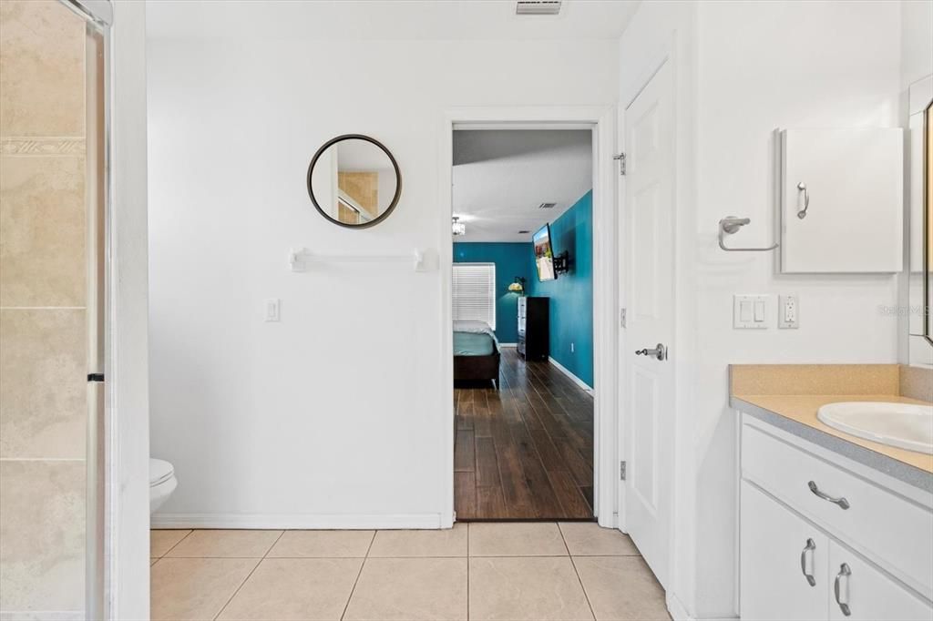 Bathroom, Interior, Wood Texture Flooring