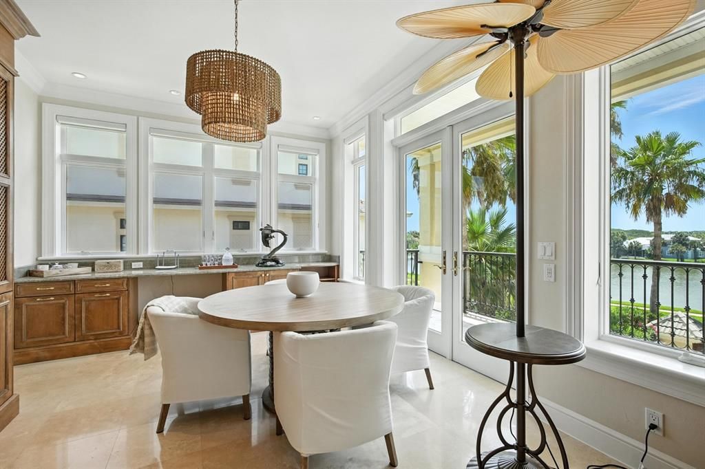 Chandelier, Dining room, Interior, Pendant Lights, Recessed Lighting, Water