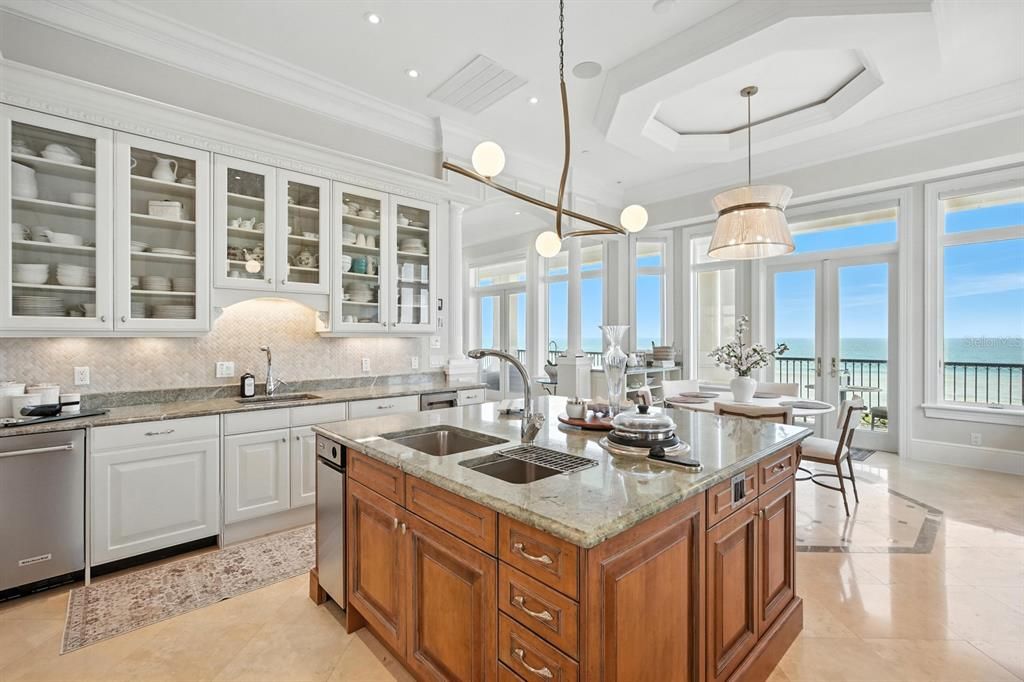 Dining room, Interior, Kitchen, Pendant Lights, Recessed Lighting, Stainless Steel Appliances, Water