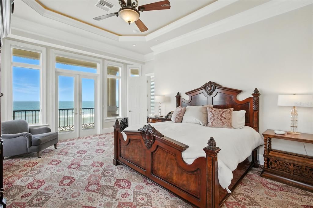 Bedroom, Interior, Recessed Lighting, Water