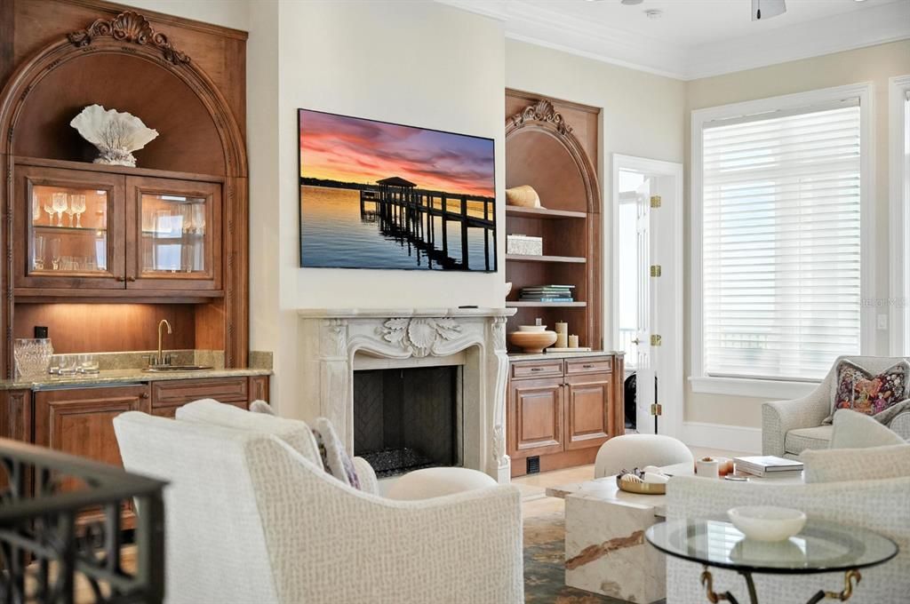 Fireplace, Interior, Living room