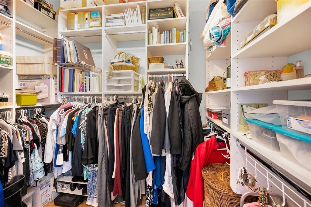 Interior, Walk-in Closets, Wood Texture Flooring