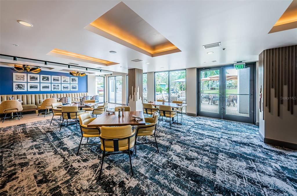 Dining room, Interior, Recessed Lighting