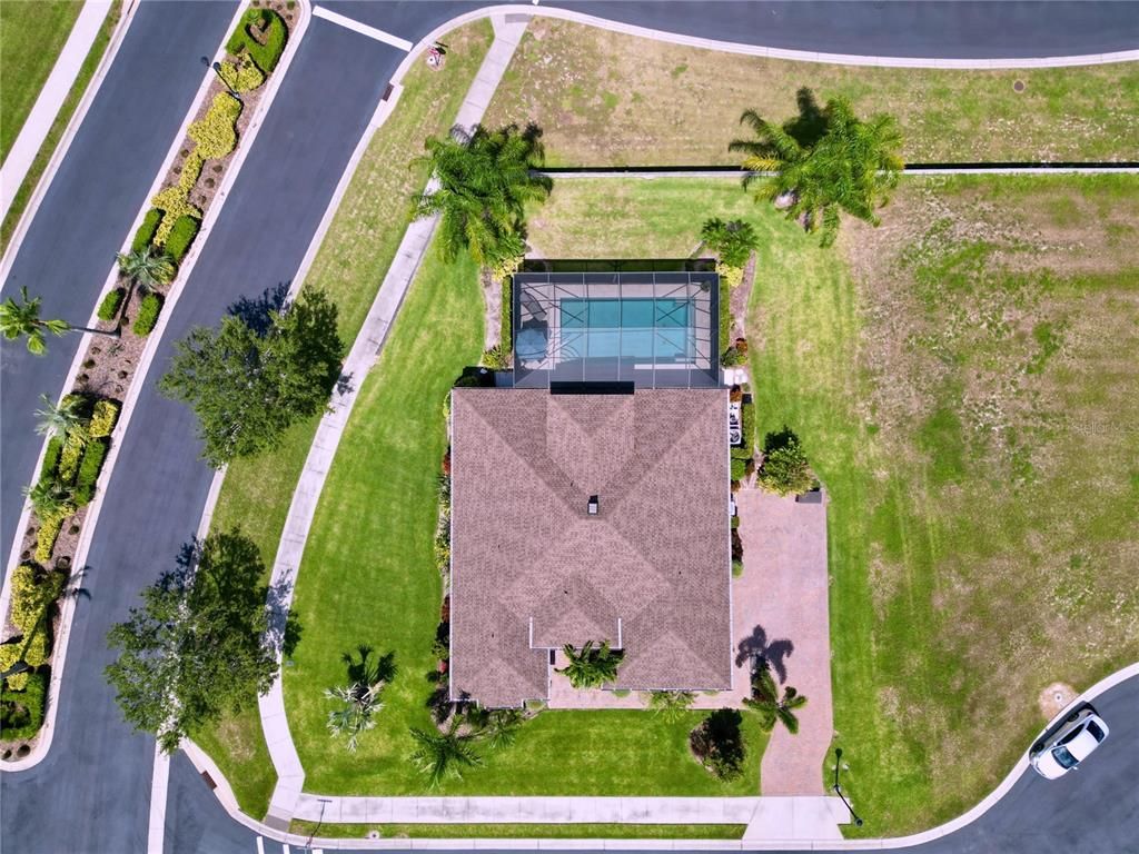 Exterior, Drone