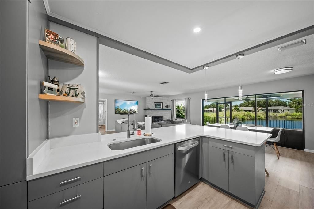 Dining room, Interior, Kitchen, Pendant Lights, Recessed Lighting, Wood Texture Flooring