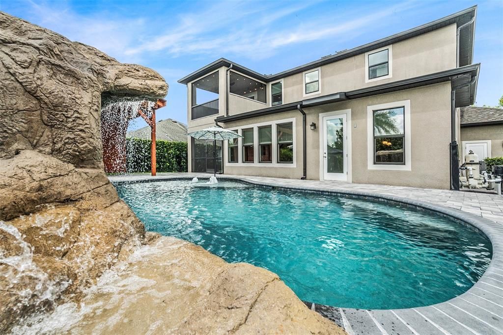Exterior, Pool