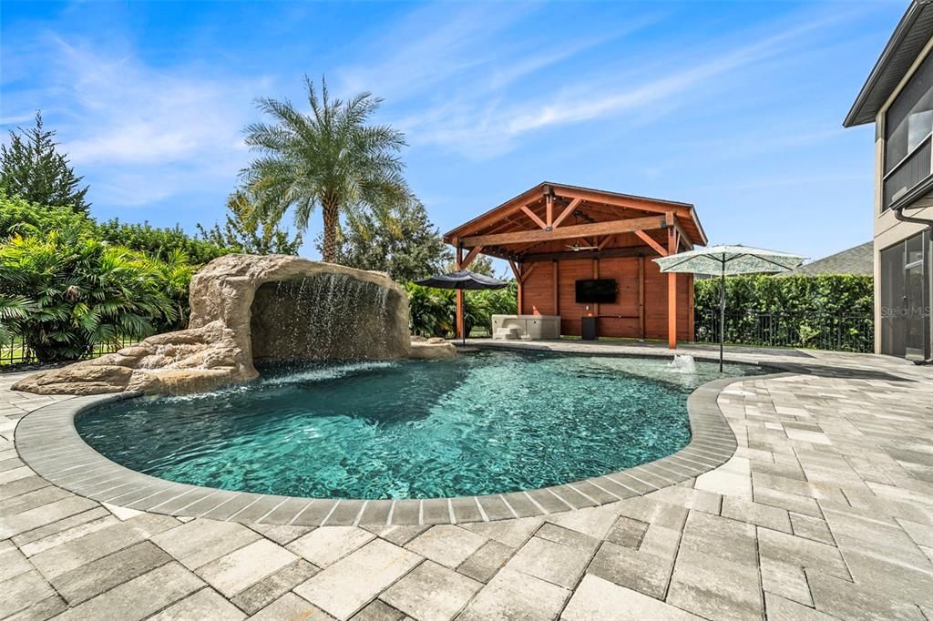 Exterior, Pool