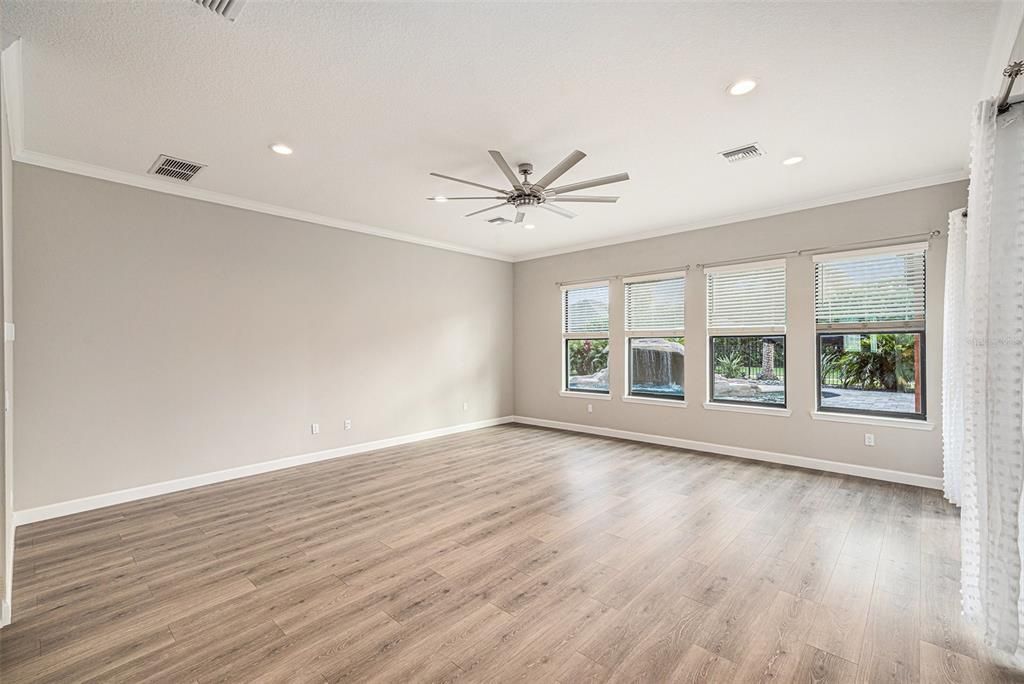Empty room, Interior, Recessed Lighting, Wood Texture Flooring