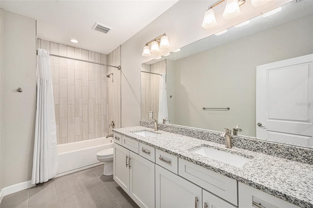 Bathroom, Dual Sink Vanities, Interior, Recessed Lighting
