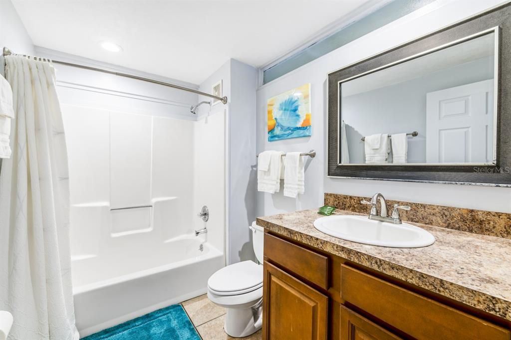 Bathroom, Interior, Recessed Lighting