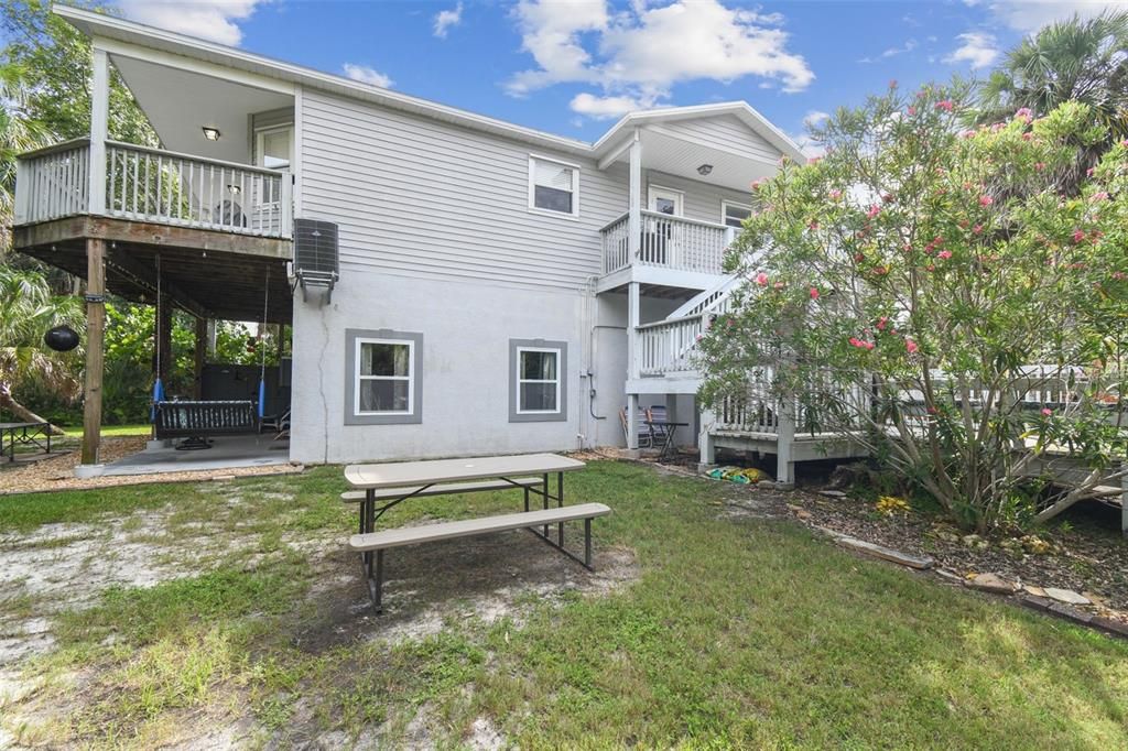 Backyard, Exterior