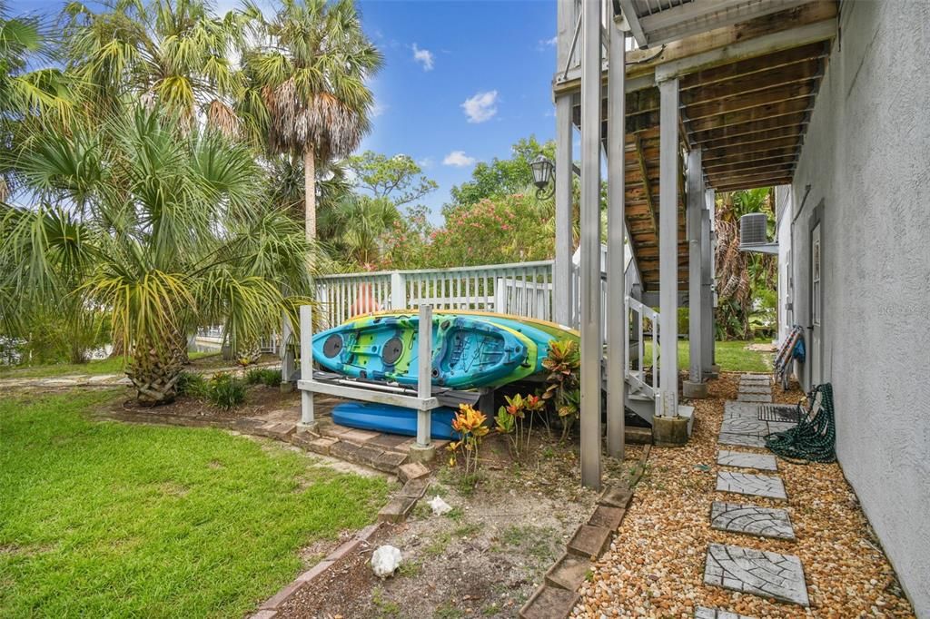 Backyard, Exterior