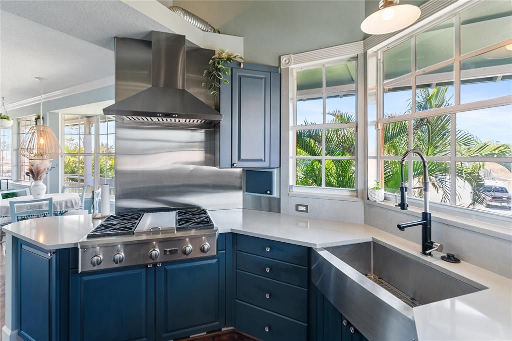 Interior, Kitchen, Pendant Lights, Stainless Steel Appliances